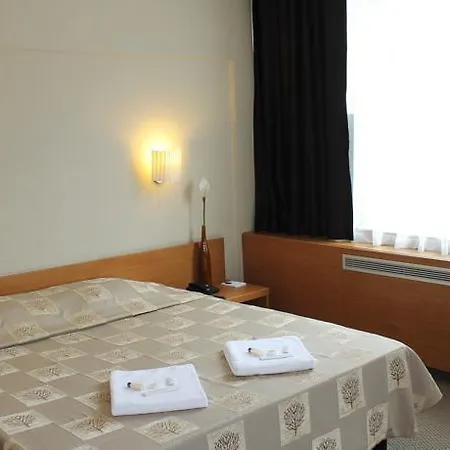 Kent Hotel 3*