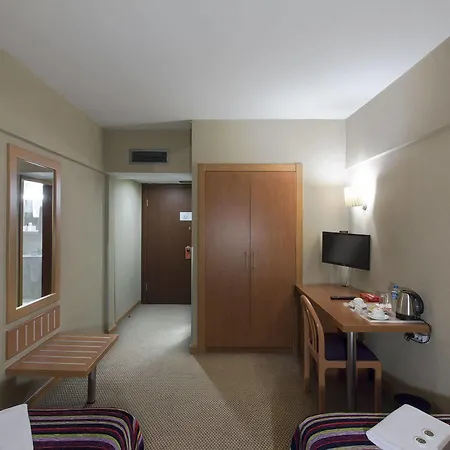 Kent Hotel 3*